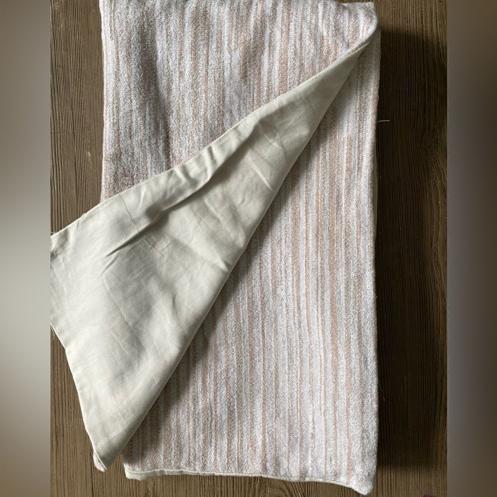 Simple Zippered Bed Pillow Sham Set
